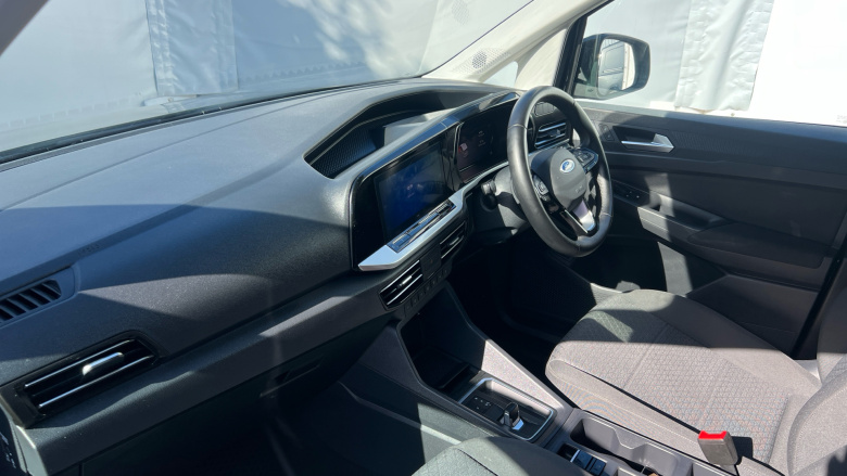 Ford Transit Connect 250 L2 Petrol 1.5 EcoBoost PHEV 150 Limited Van Auto